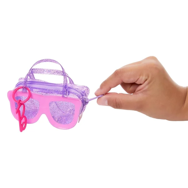 Barbie Clothes & Accessories, Deluxe Sunglasses-Shaped Bag with Keychain, for kids 3 years and up. - Image 5