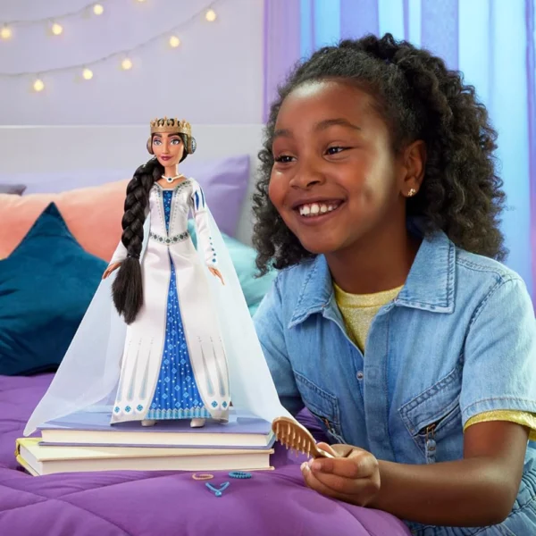 Mattel Disney Wish Toys, Queen Amaya of Rosas, Posable Fashion Doll with Removable Signature Outfit, For ages 3 and up - Image 2